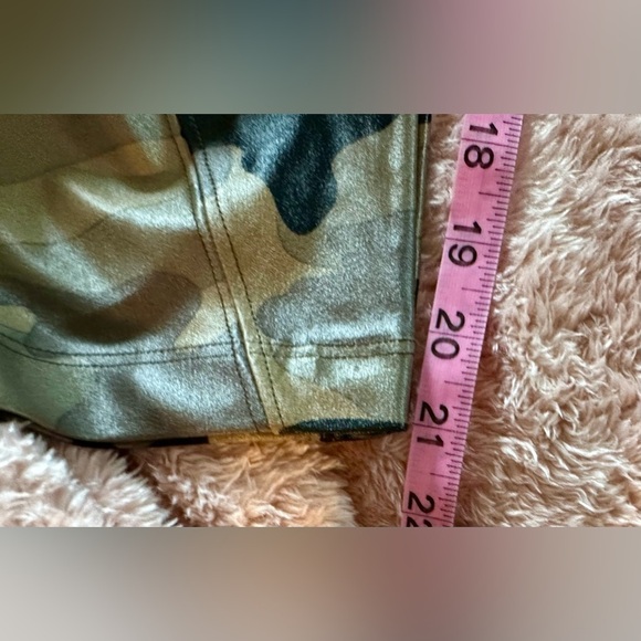 NWT MENS Koral Camo Print Emblem Crop Legging Men XL - Picture 9 of 9